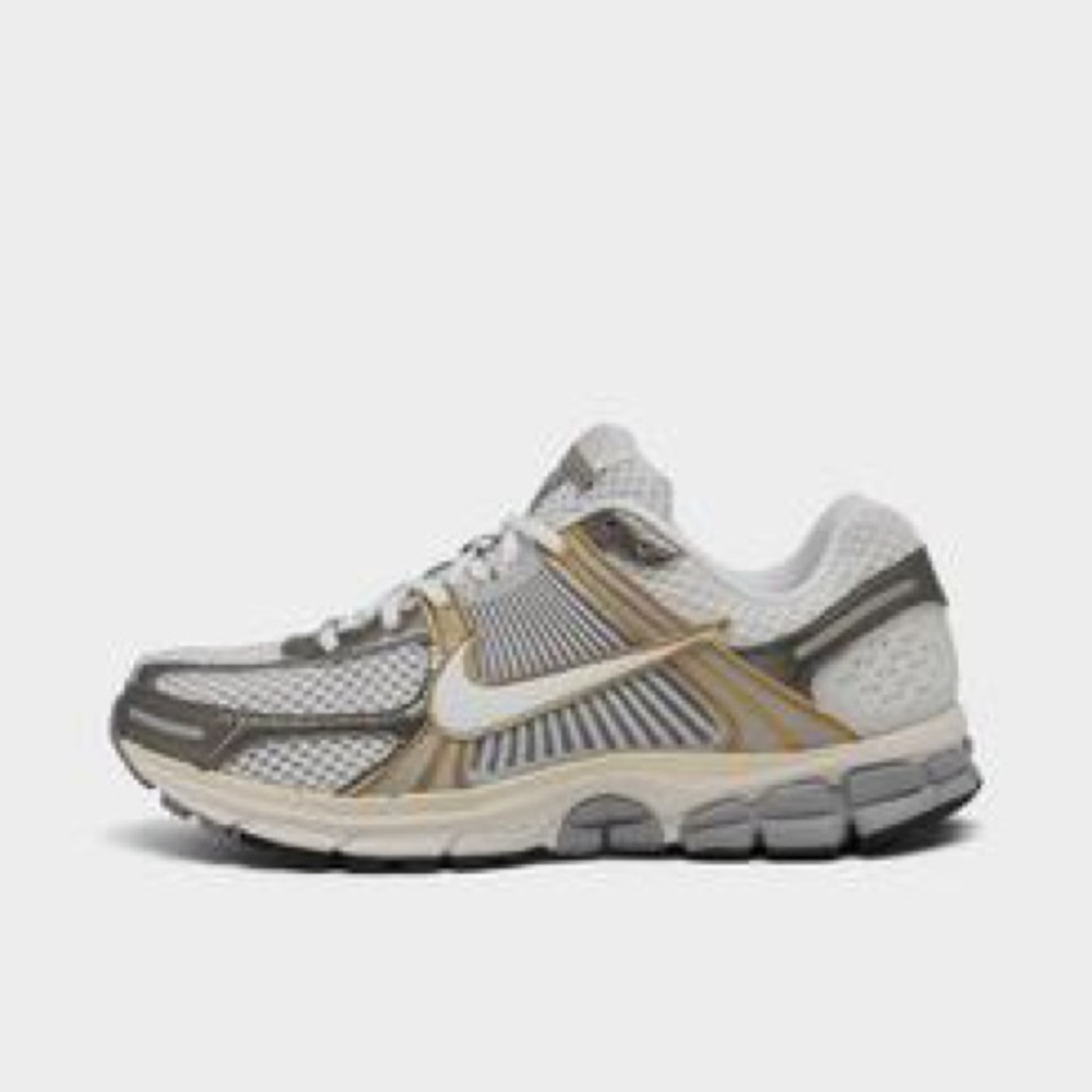 Men's Zoom Vomero 5 Casual Sneakers